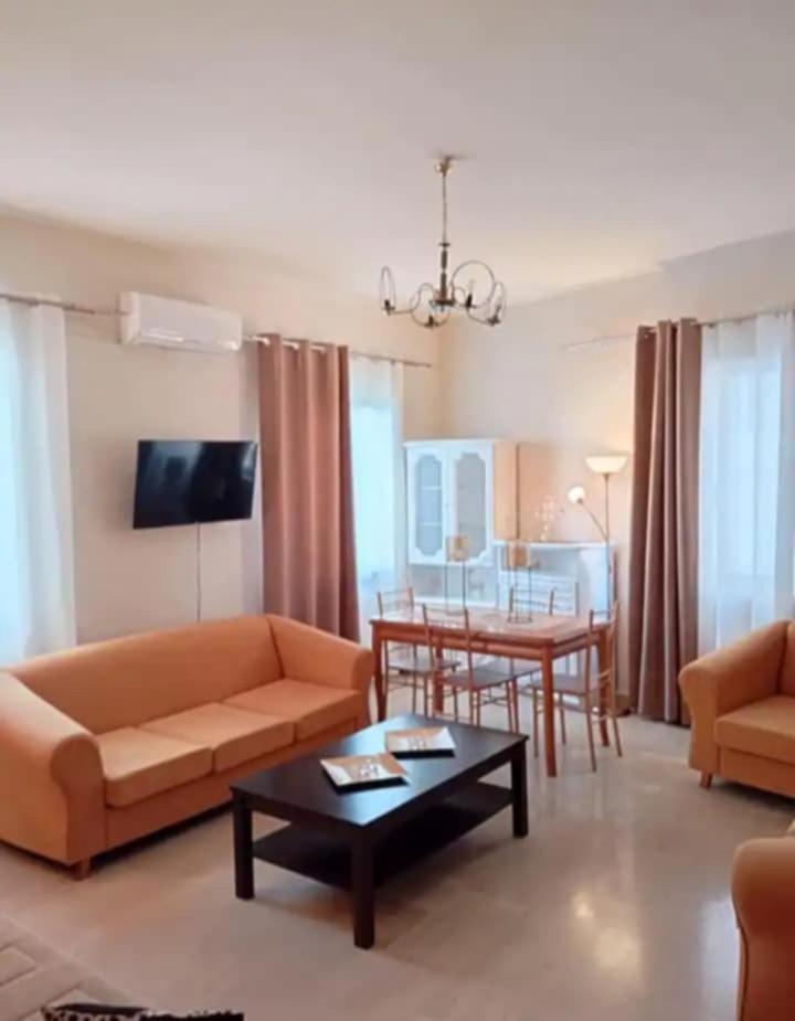 Maria's Apartment